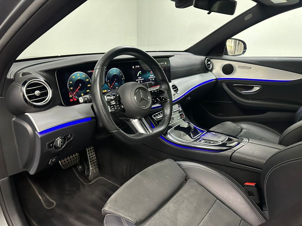 Mercedes-Benz E 300 2022