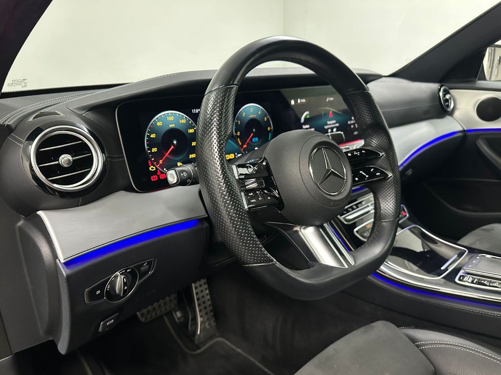 Mercedes-Benz E 300 2022