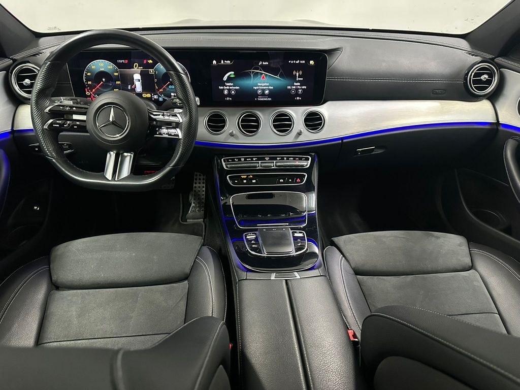 Mercedes-Benz E 300 2022