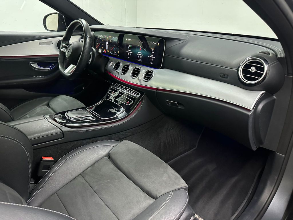 Mercedes-Benz E 300 2022