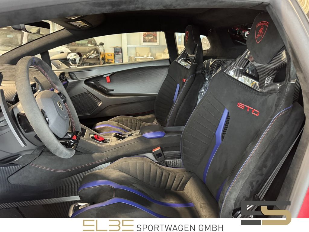 Lamborghini Huracán 2023