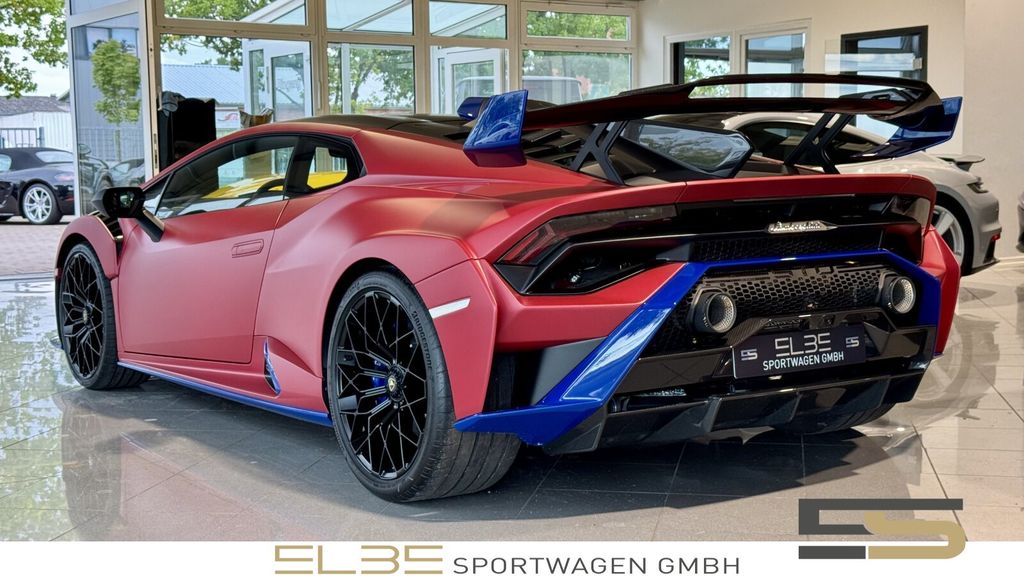 Lamborghini Huracán 2023