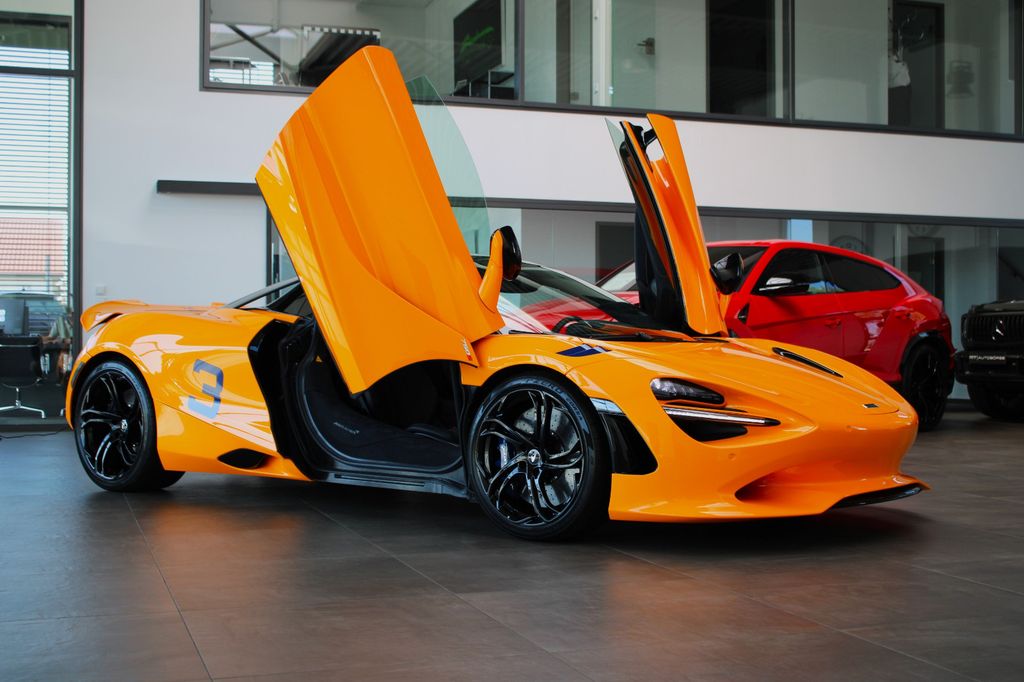 McLaren 750S 2024
