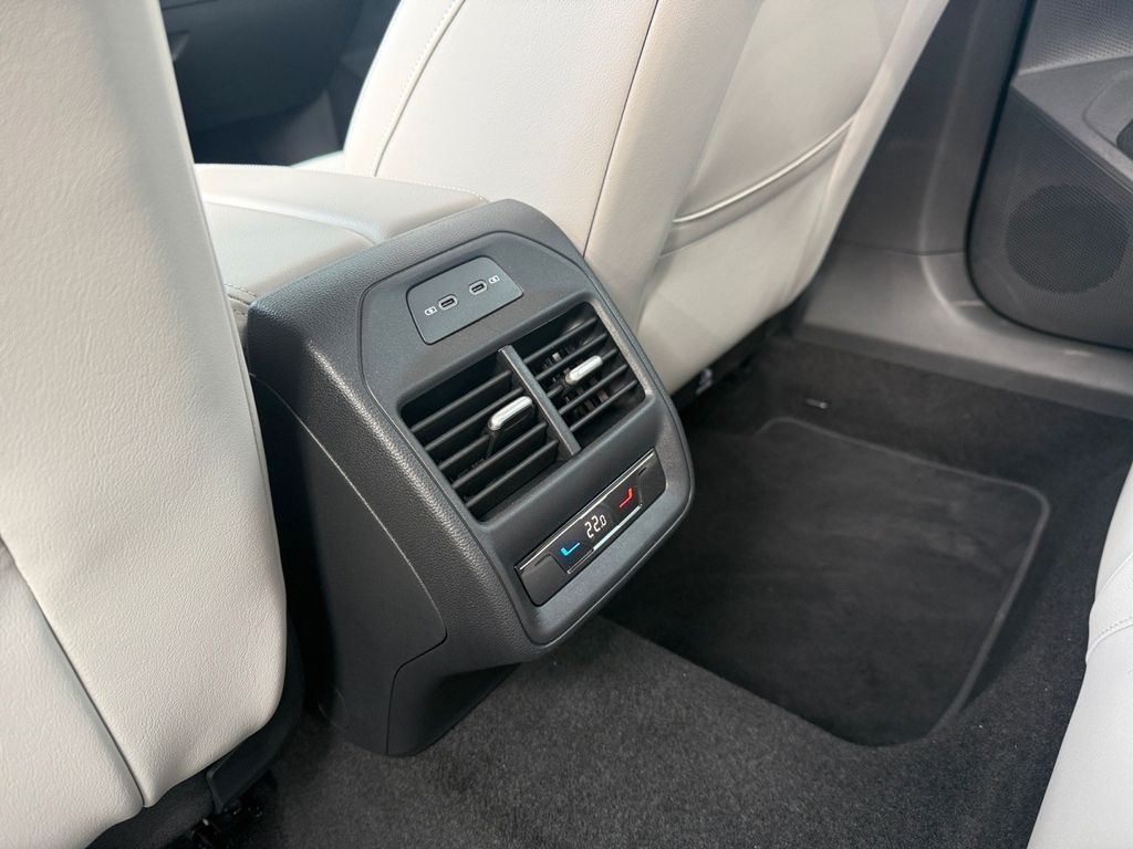 Volkswagen Passat Variant 2025