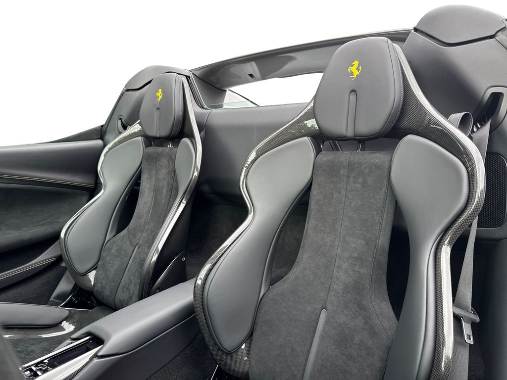 Ferrari 296 GTS 2025