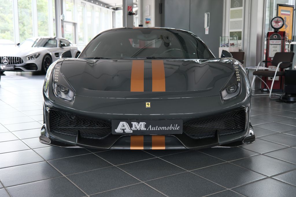 Ferrari 488 Pista 2019