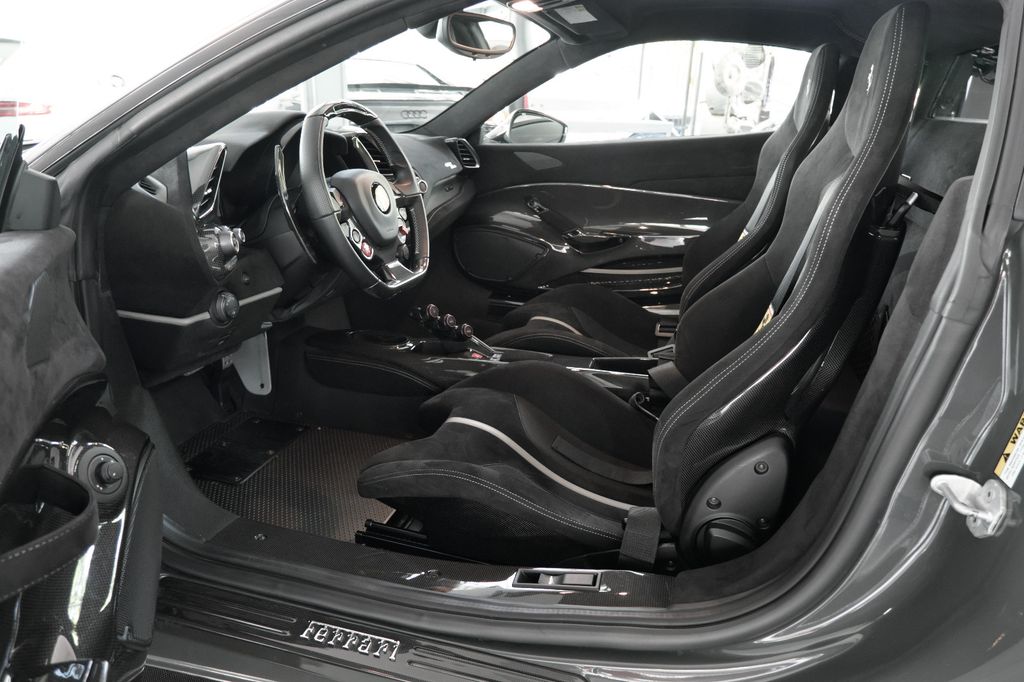 Ferrari 488 Pista 2019