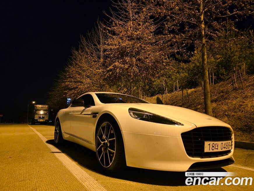 Astonmartin Rapide 2016