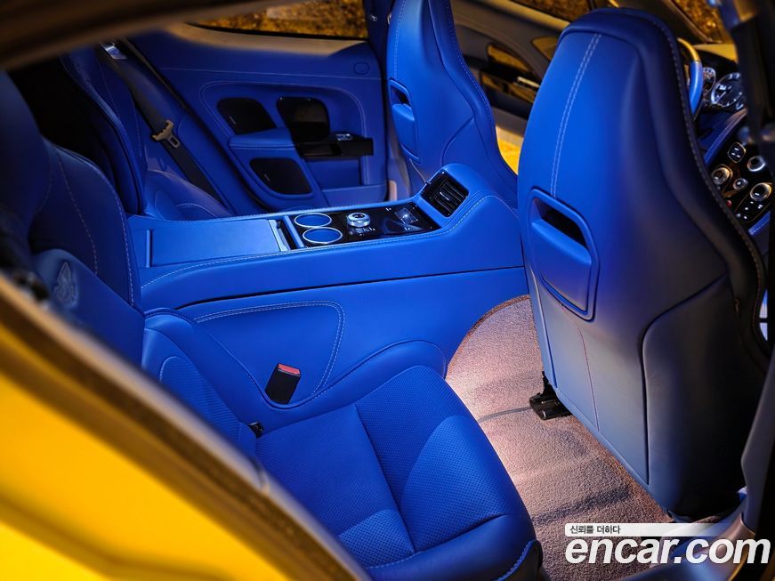 Astonmartin Rapide 2016