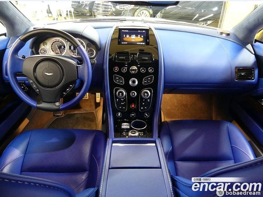 Astonmartin Rapide 2016