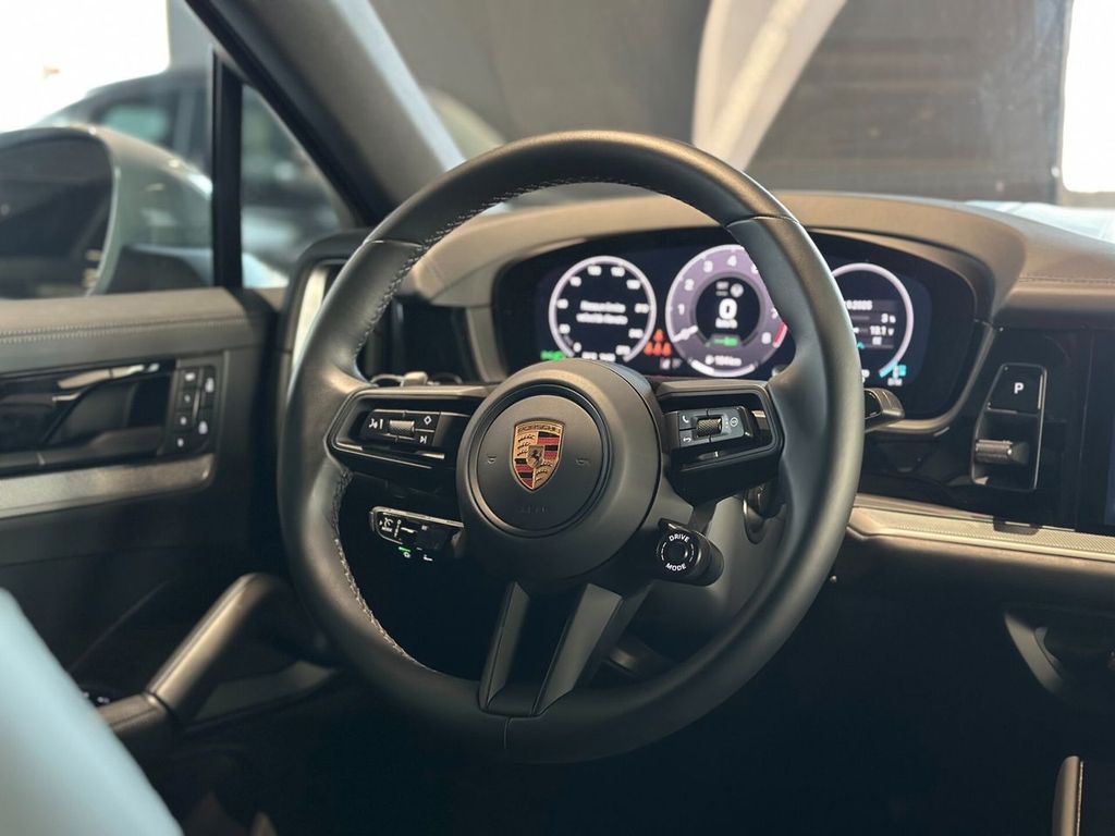 Porsche Cayenne 2024