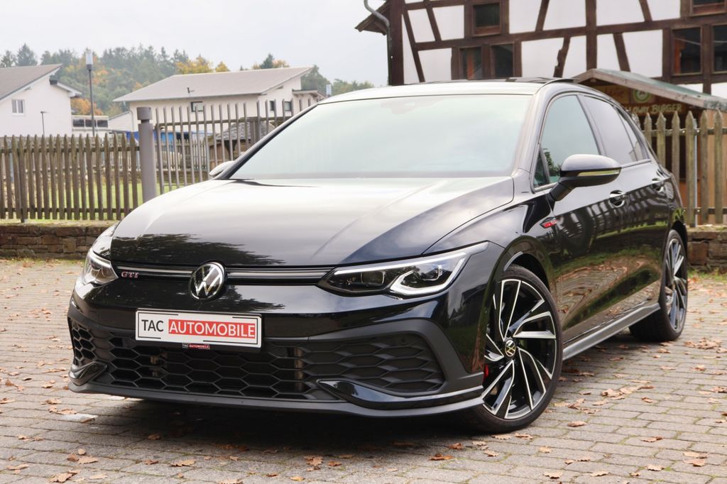Volkswagen Golf 2023