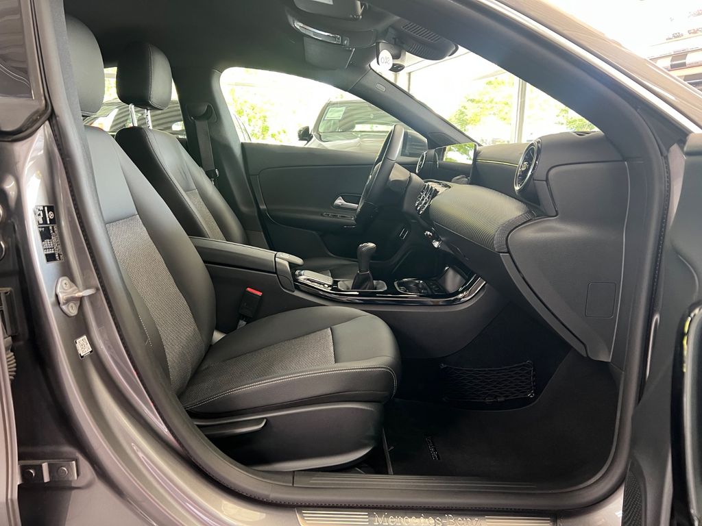 Mercedes-Benz CLA 180 2020