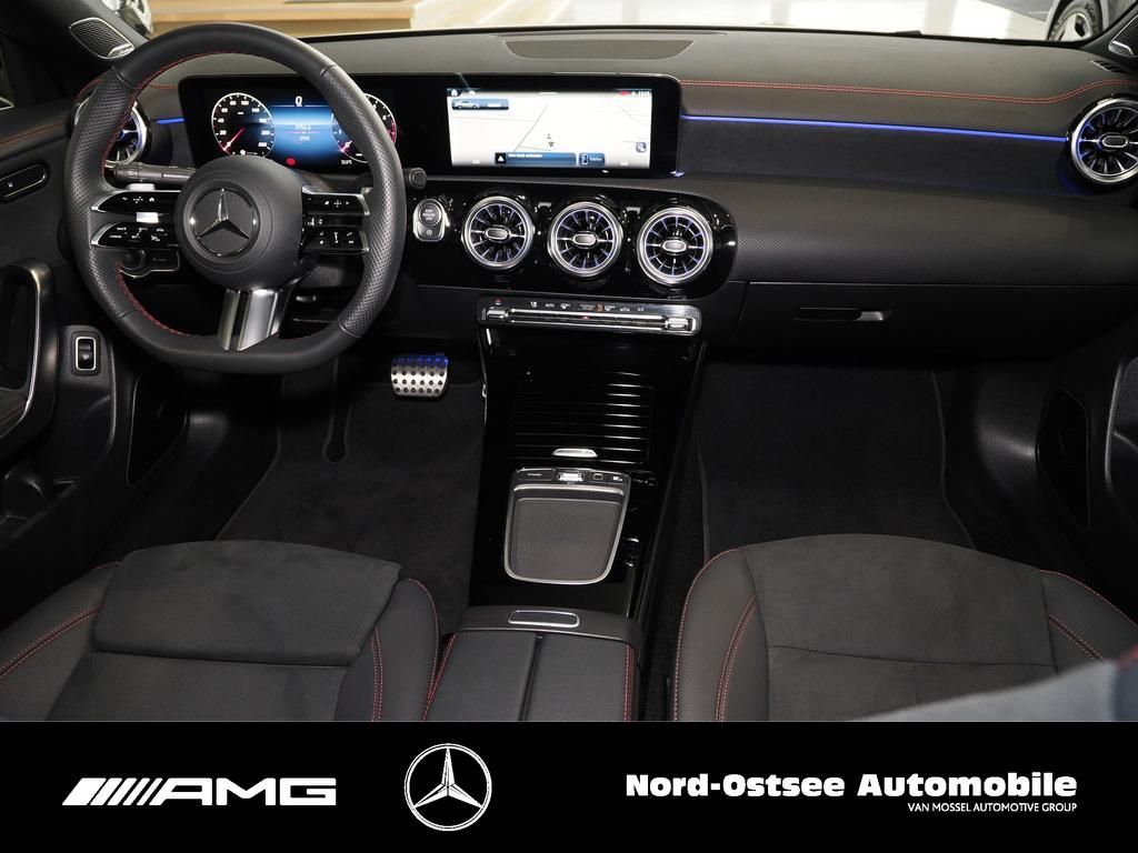 Mercedes-Benz CLA 200 2025