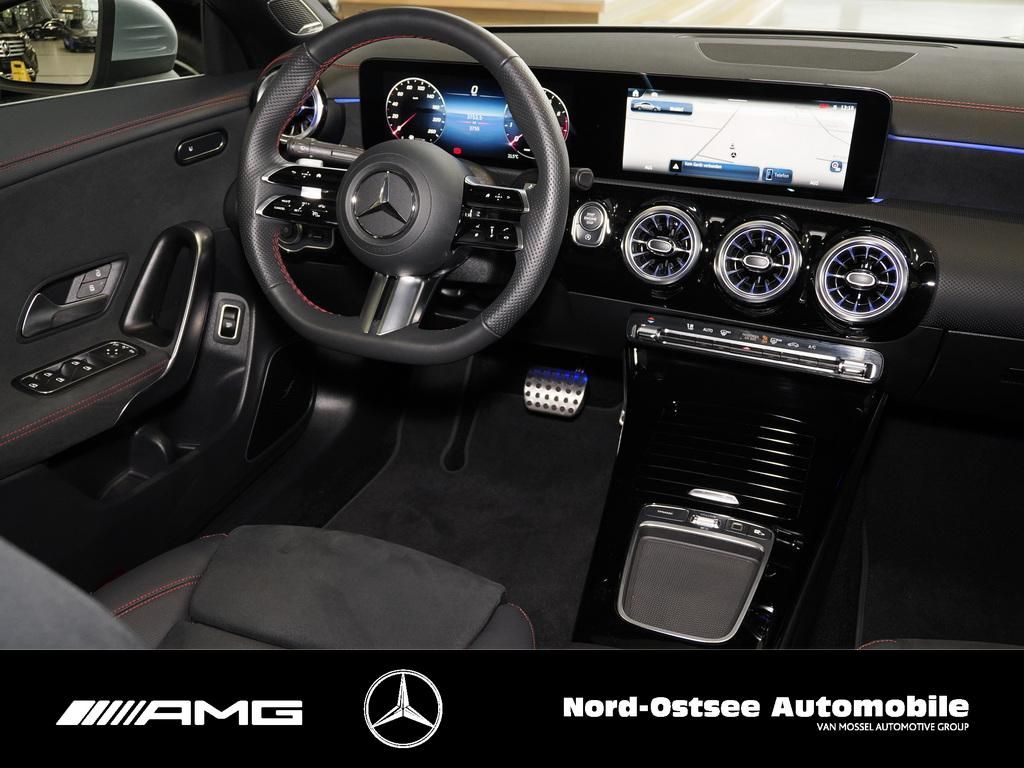 Mercedes-Benz CLA 200 2025