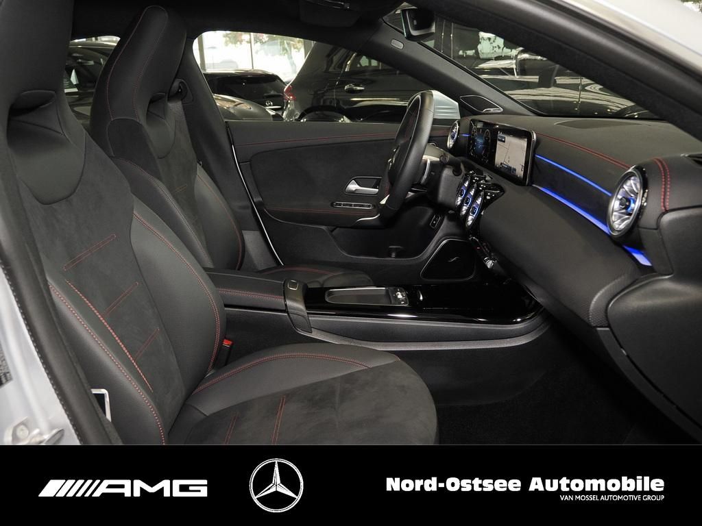 Mercedes-Benz CLA 200 2025