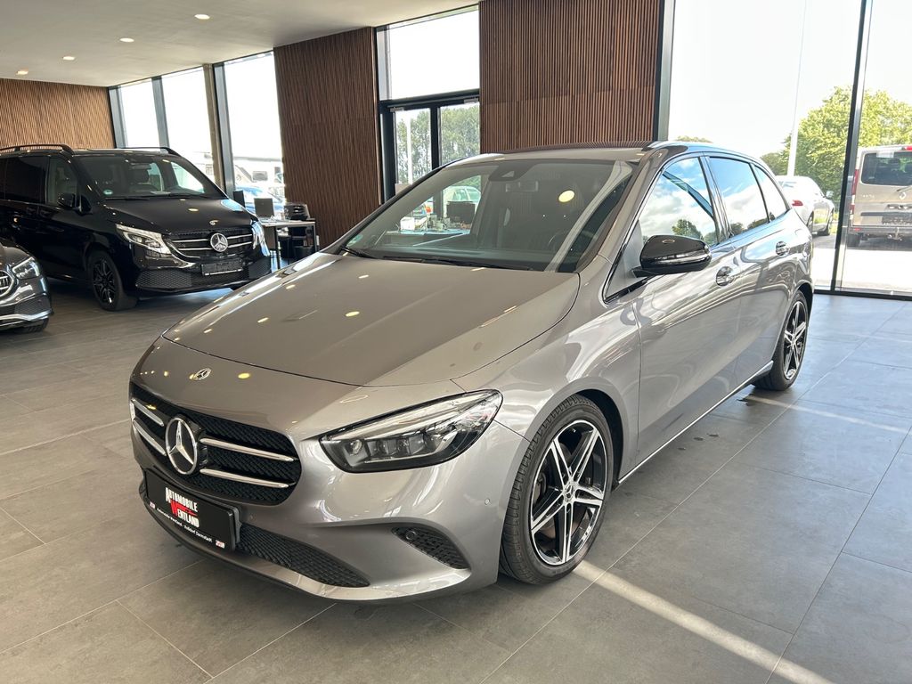 Mercedes-Benz B 200 2022