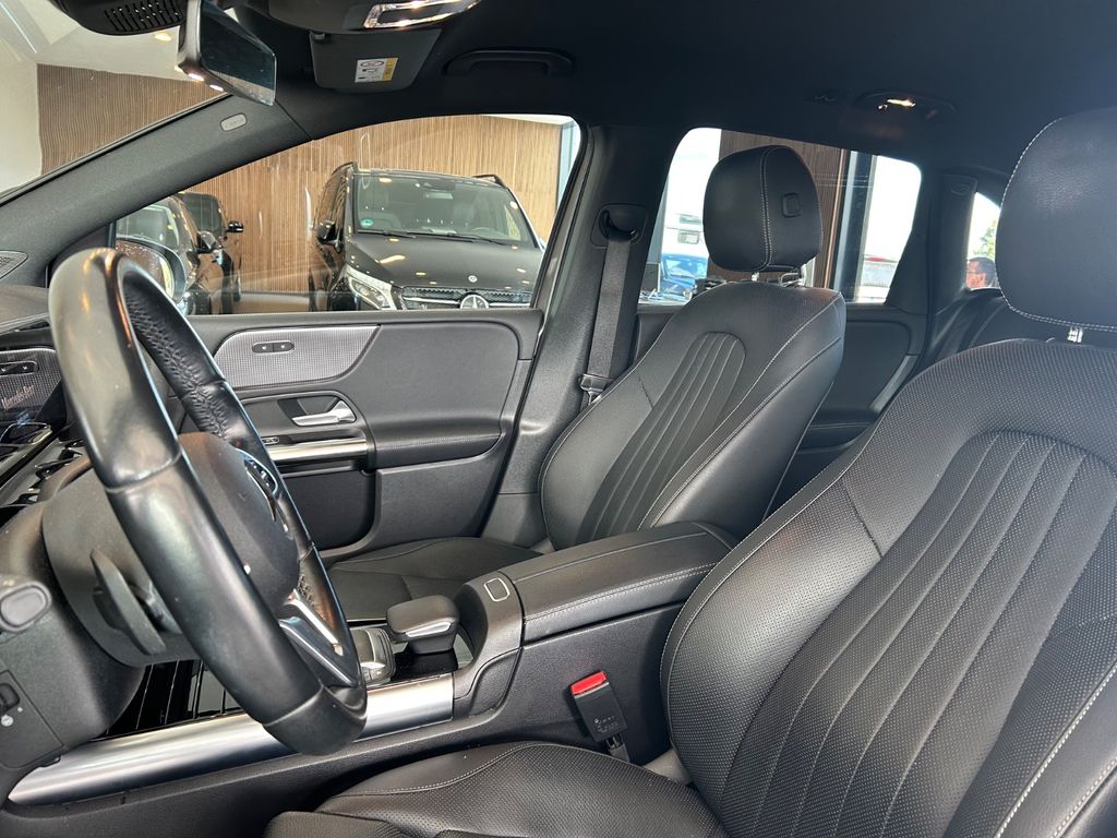 Mercedes-Benz B 200 2022