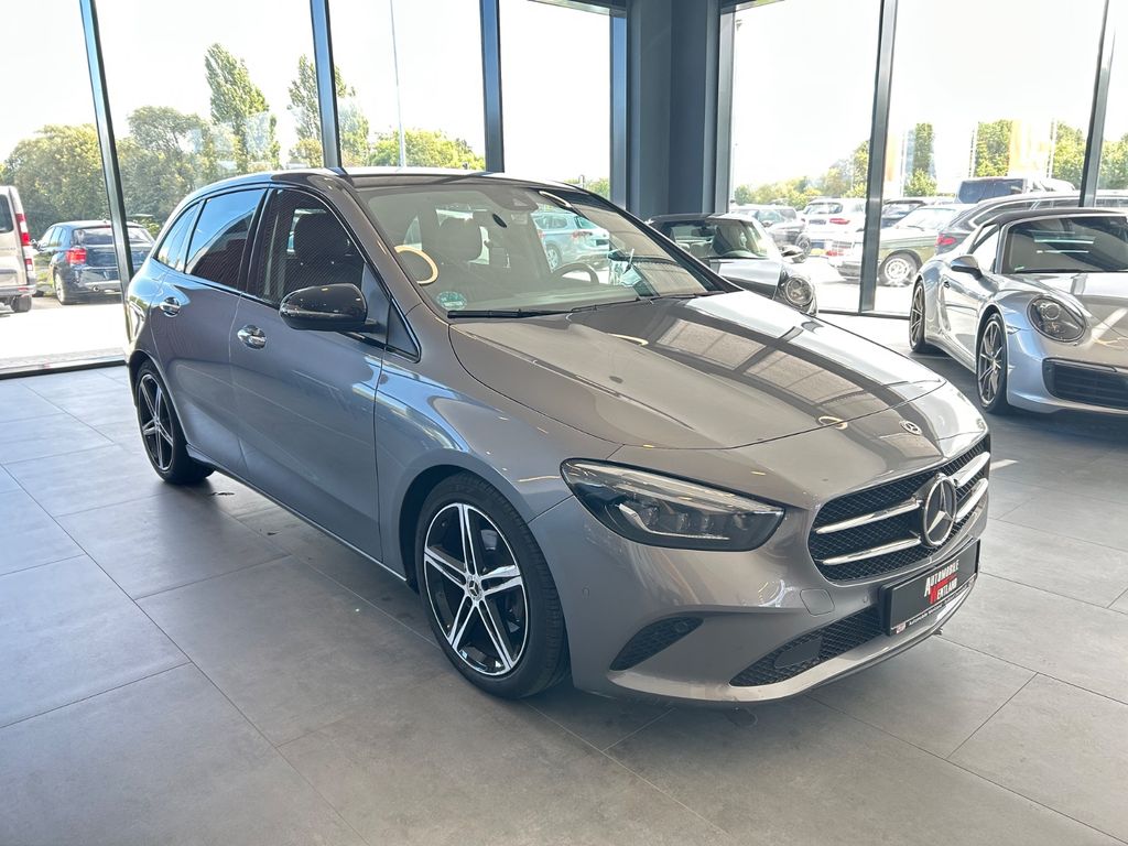 Mercedes-Benz B 200 2022