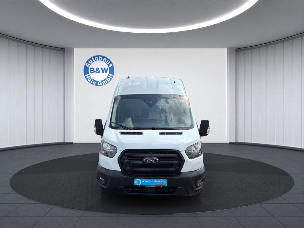 Ford Transit 2024