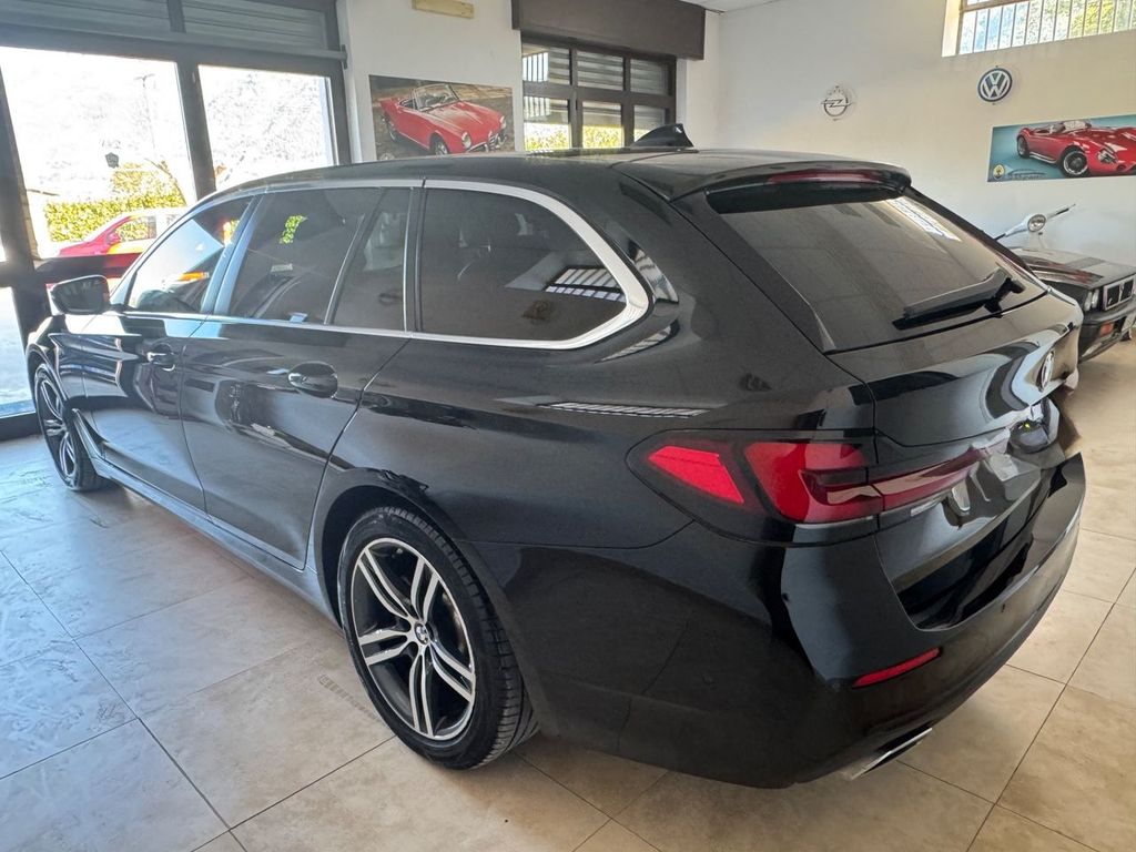 BMW 520 2022