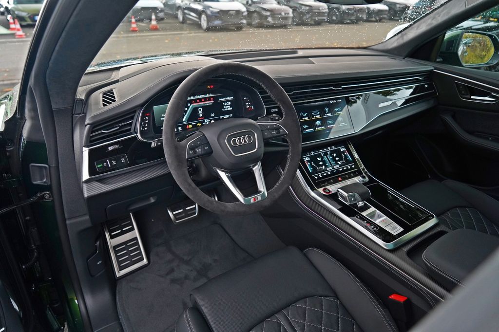 Audi SQ8 2025