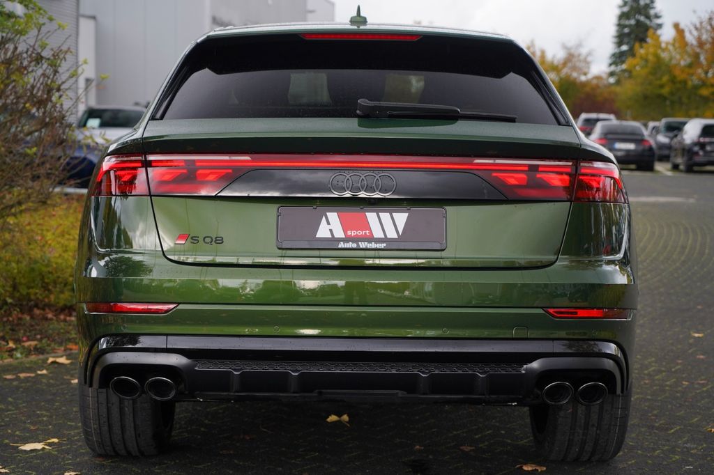 Audi SQ8 2025