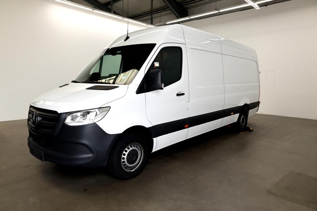 Mercedes-Benz Sprinter 2024