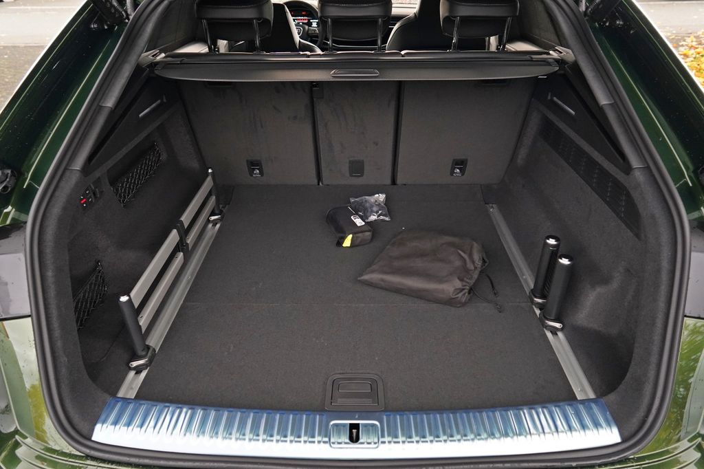 Audi SQ8 2025