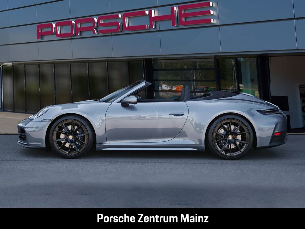 Porsche 992 2025