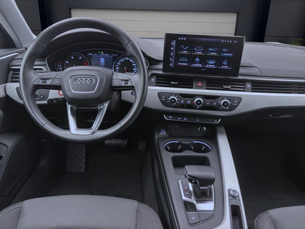 Audi A4 2023