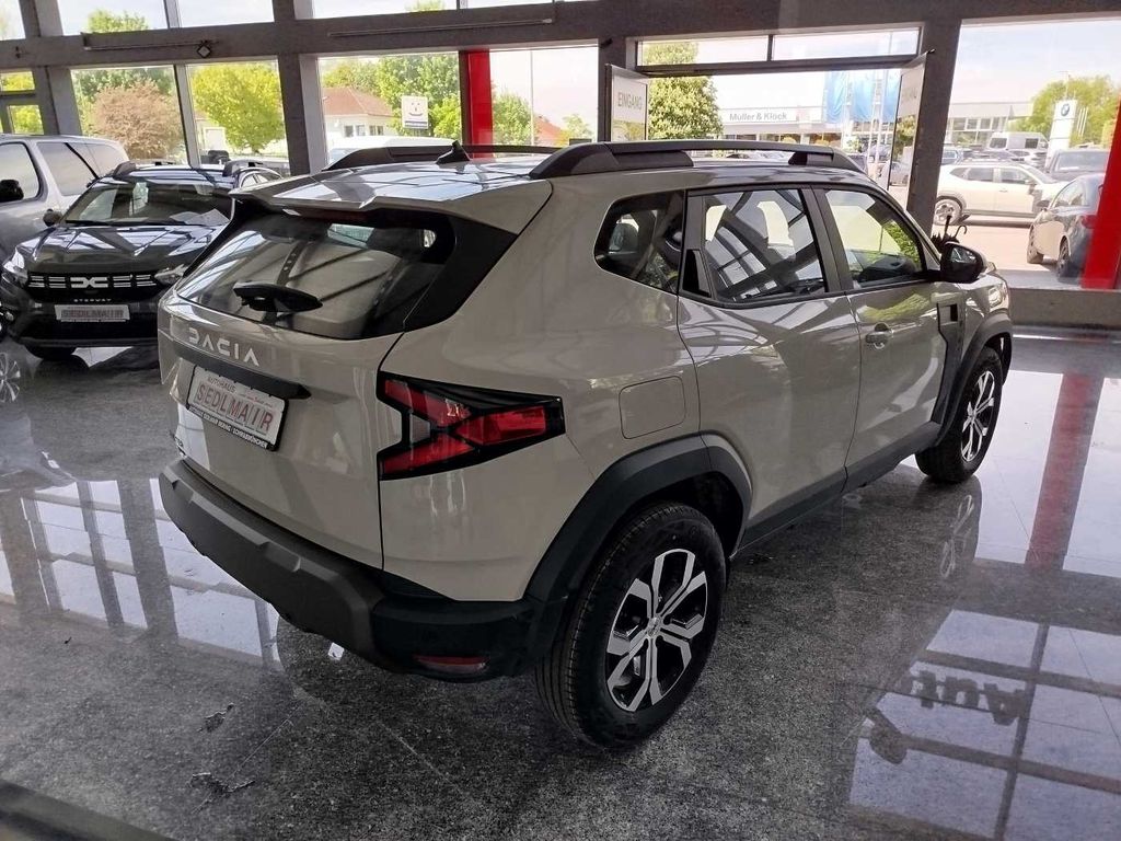 Dacia Duster 2025