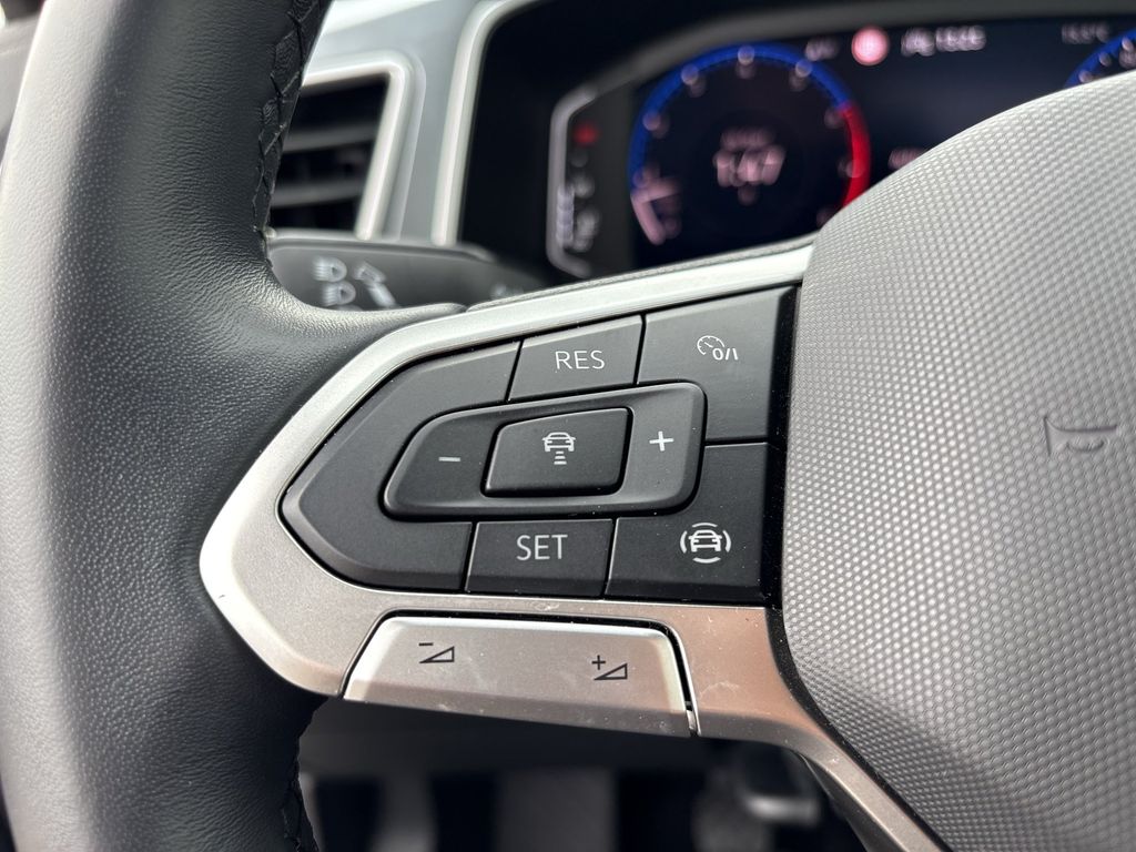 Volkswagen T-Roc 2023