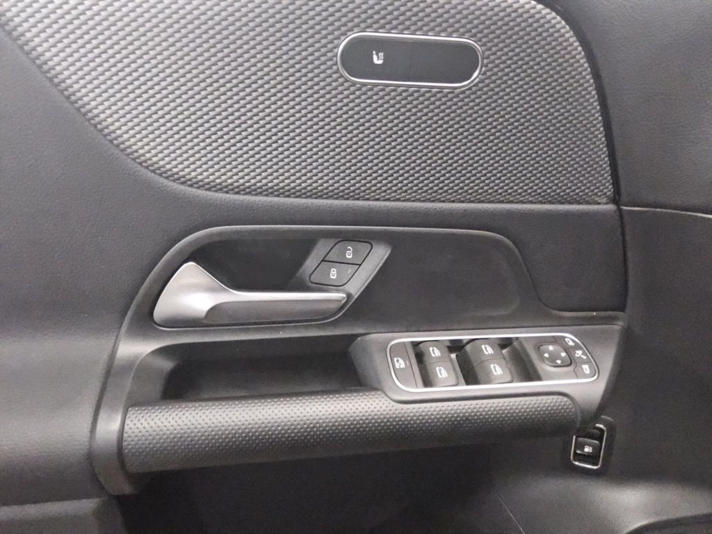 Mercedes-Benz B 250 2022