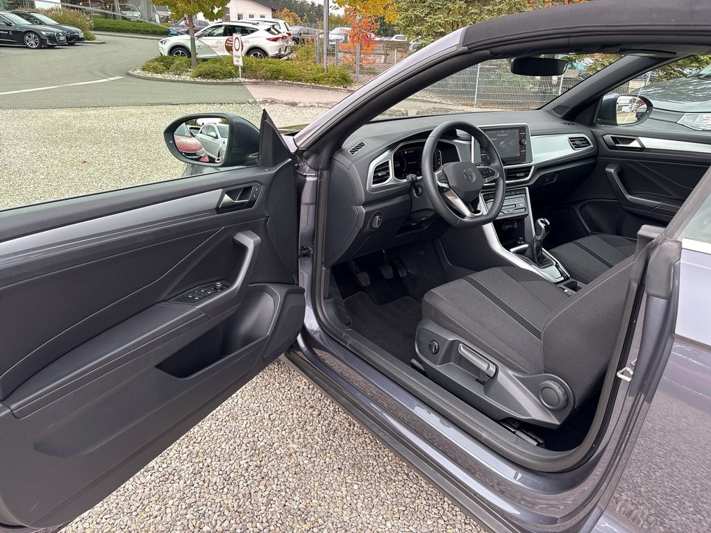 Volkswagen T-Roc 2023
