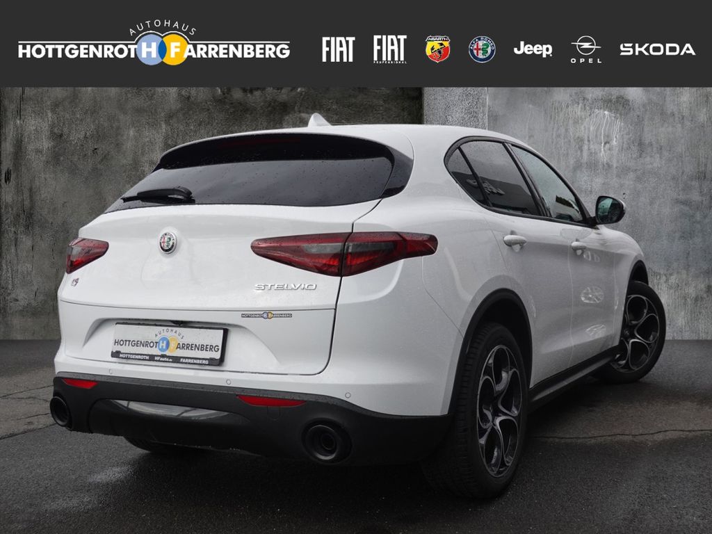 Alfa Romeo Stelvio 2022