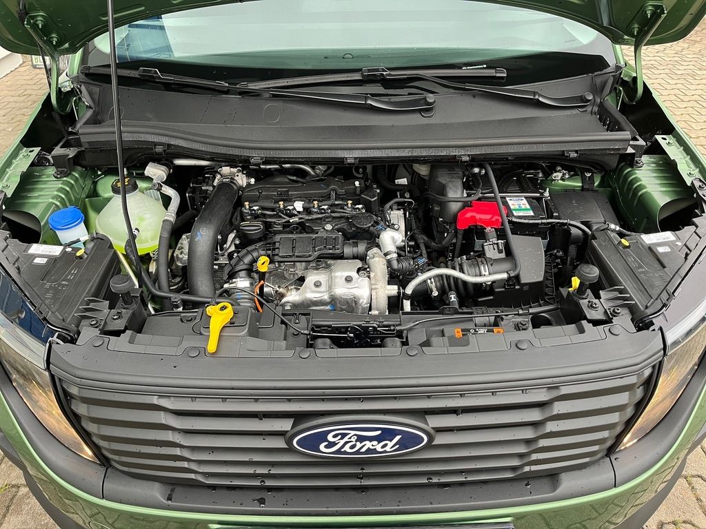 Ford Transit Courier 2025