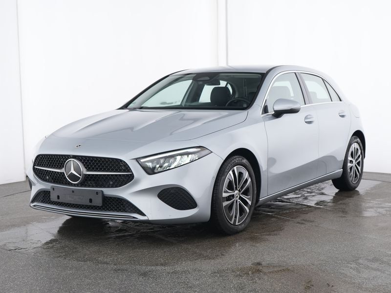 Mercedes-Benz A 180 2024