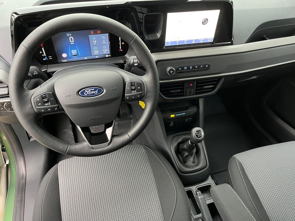 Ford Transit Courier 2025