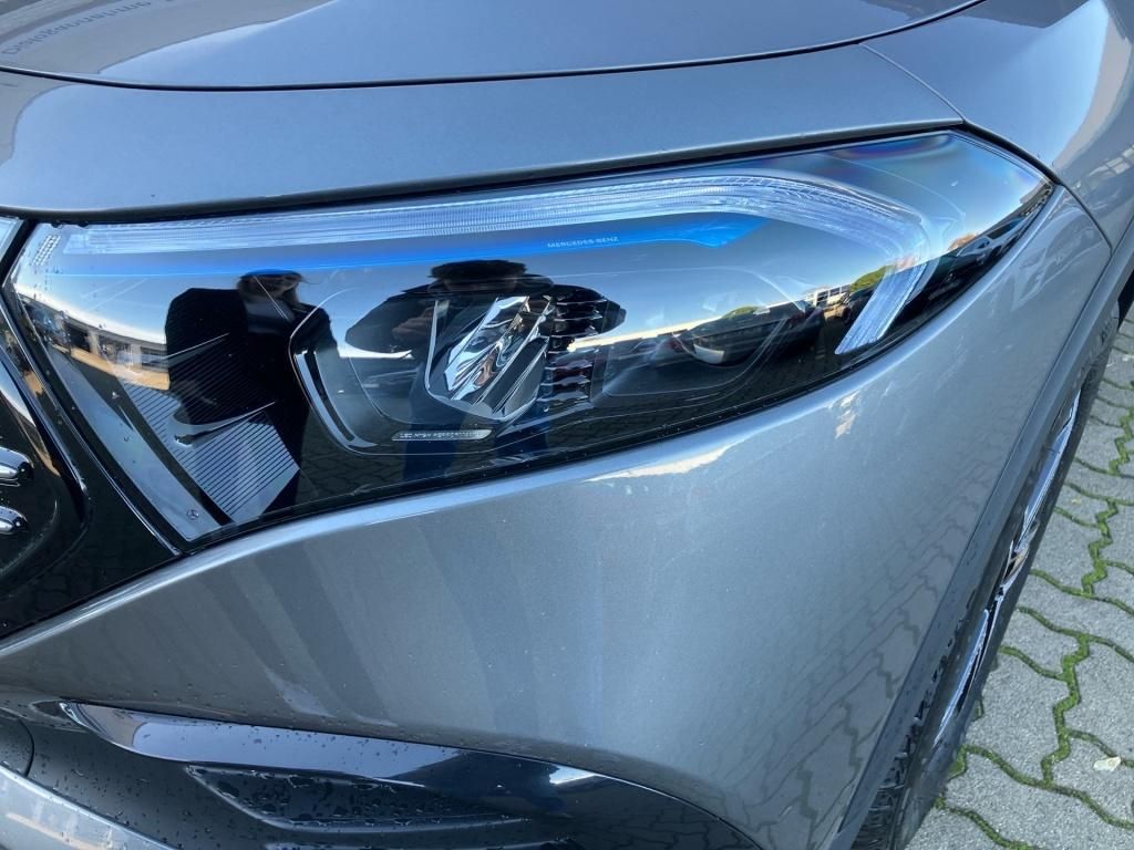 Mercedes-Benz EQB 2023