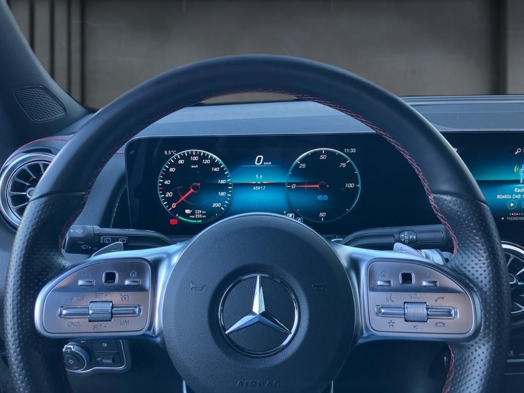 Mercedes-Benz EQB 2023