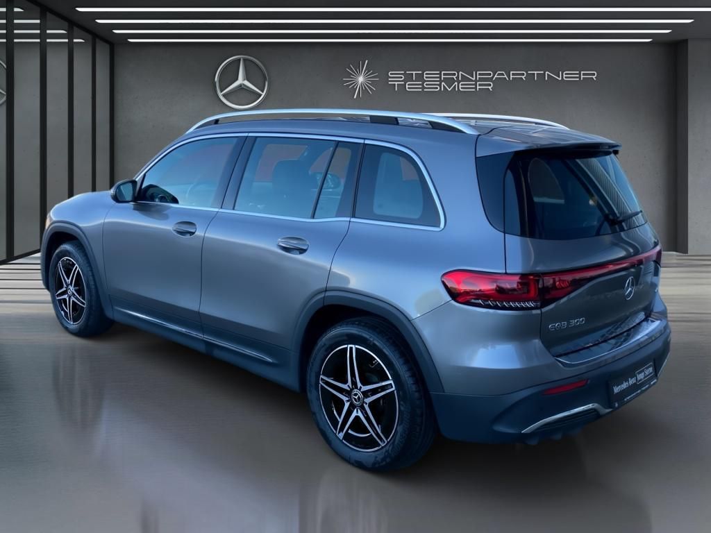 Mercedes-Benz EQB 2023