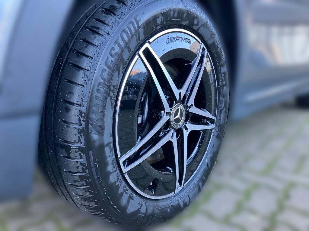 Mercedes-Benz EQB 2023