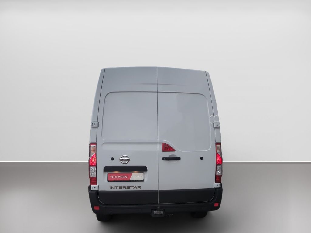 Nissan Interstar 2024