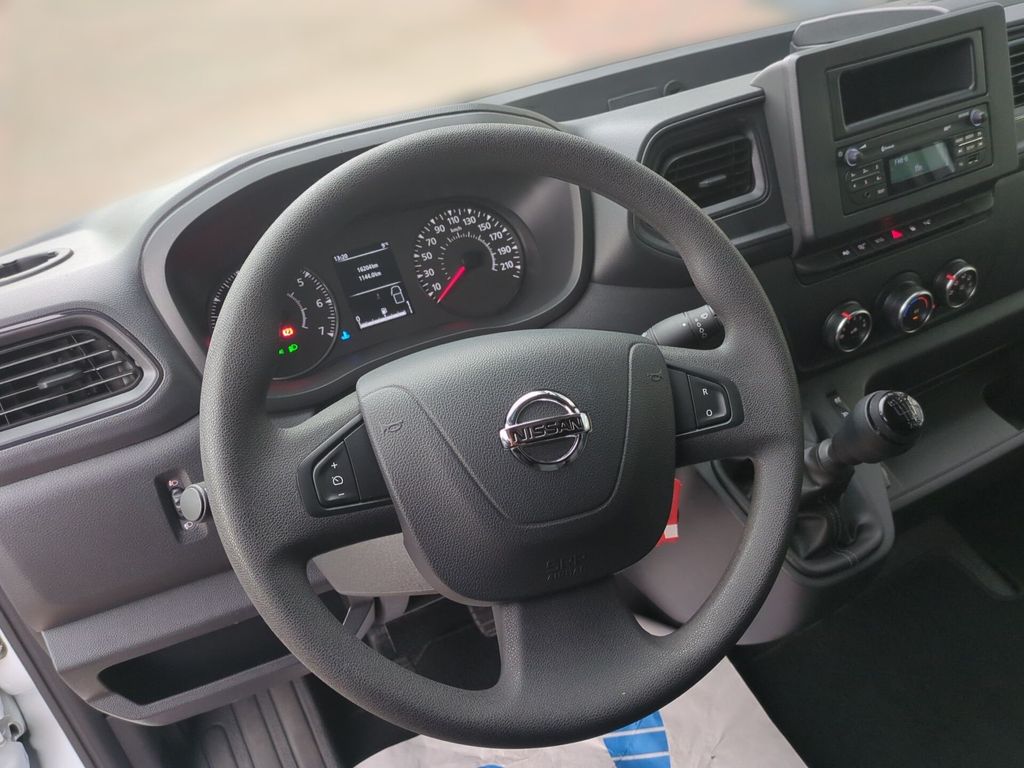 Nissan Interstar 2024