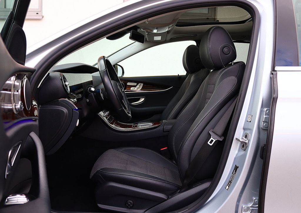 Mercedes-Benz E 300 2022