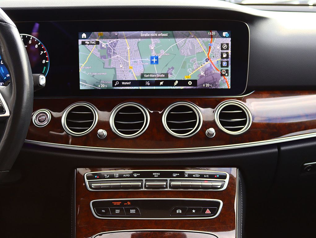 Mercedes-Benz E 300 2022