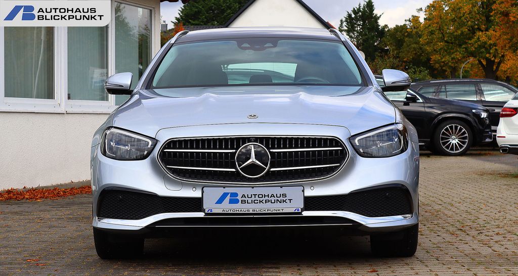 Mercedes-Benz E 300 2022