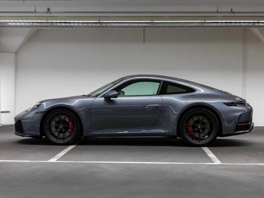 Porsche 992