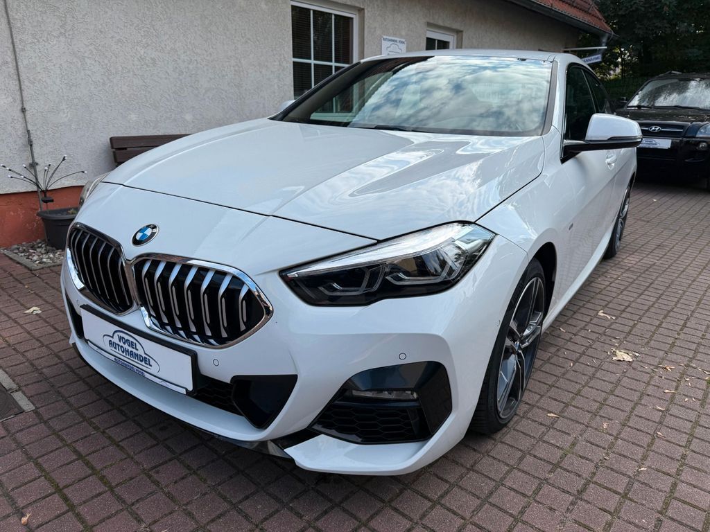 BMW 218 2021